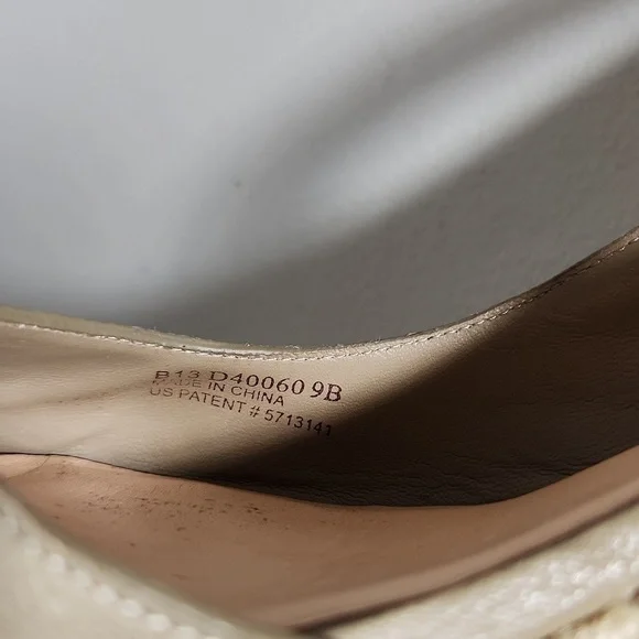 Cole Haan Womens Wedge Heels Size 9 shoes has flaw - Picture 10 of 16